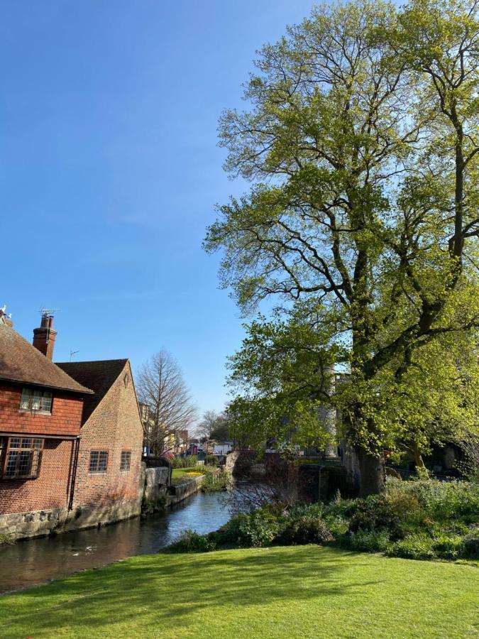 Jesticos, Perfectly Wonderful Central , 1 Parking Included Canterbury Buitenkant foto
